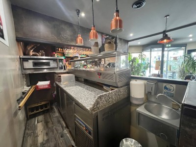 FONDS DE COMMERCE A CEDER - RESTAURANT - ST MAUR DES FOSSES - 197.04 m2 - 425 600 €