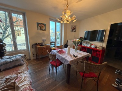 MURS COMMERCIAUX A VENDRE - ST MAUR DES FOSSES - 100 m2 - 1 250 000 €