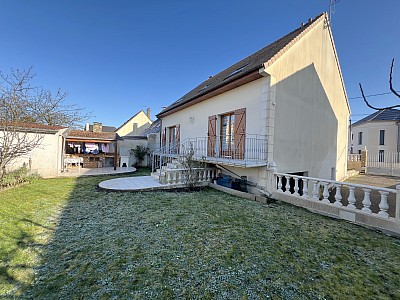 MAISON A VENDRE - PONTAULT COMBAULT - 154 m2 - 495000€