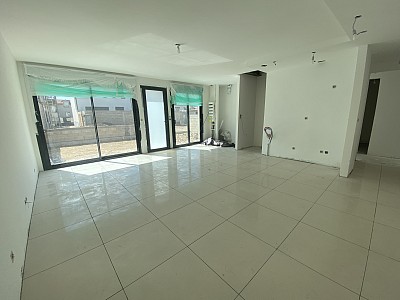 MAISON A VENDRE - ST MAUR DES FOSSES - 92.45 m2 - 570000€