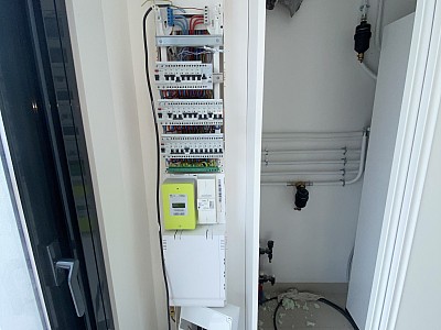 MAISON A VENDRE - ST MAUR DES FOSSES - 92.45 m2 - 570000€