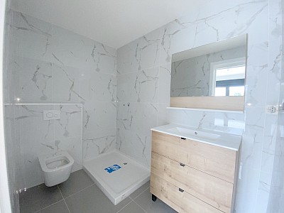 MAISON A VENDRE - ST MAUR DES FOSSES - 104.4 m2 - 685000€