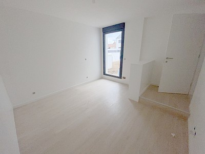 MAISON A VENDRE - ST MAUR DES FOSSES - 104.4 m2 - 685000€