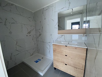 MAISON A VENDRE - ST MAUR DES FOSSES - 99.3 m2 - 610 000 €