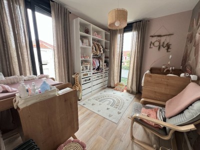 MAISON A VENDRE - ST MAUR DES FOSSES - 220 m2 - 1 390 000 €