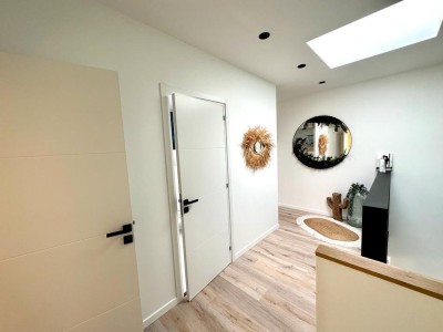 MAISON A VENDRE - ST MAUR DES FOSSES - 220 m2 - 1 390 000 €