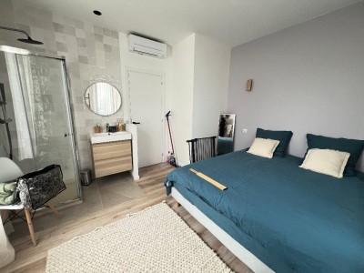 MAISON A VENDRE - ST MAUR DES FOSSES - 220 m2 - 1 390 000 €