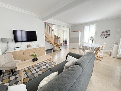 MAISON A VENDRE - ST MAUR DES FOSSES - 110 m2 - 799 000 €