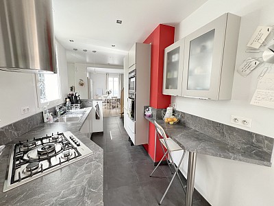 MAISON A VENDRE - ST MAUR DES FOSSES - 110 m2 - 799 000 €