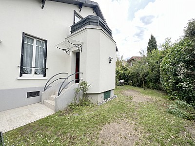 MAISON A VENDRE - ST MAUR DES FOSSES - 110 m2 - 799 000 €