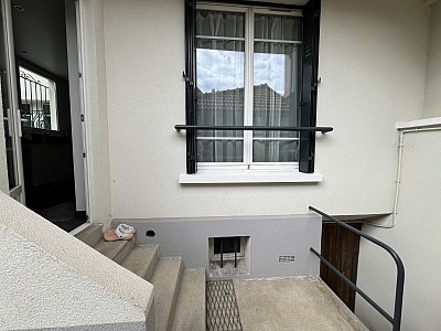 MAISON A VENDRE - ST MAUR DES FOSSES - 110 m2 - 799 000 €