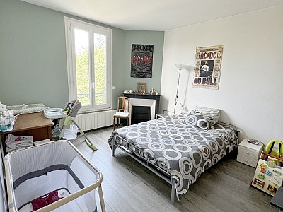 MAISON A VENDRE - SUCY EN BRIE - 209 m2 - 649 000 €